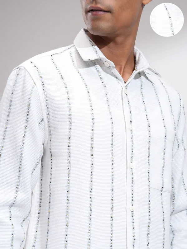 Men Relaxed Fit Casual Shirt