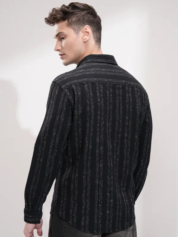 Highlander Men Black Striped Relaxed Fit Casual Shirt