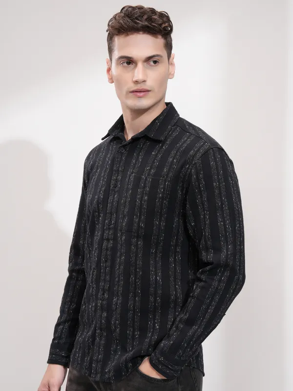 Highlander Men Black Striped Relaxed Fit Casual Shirt