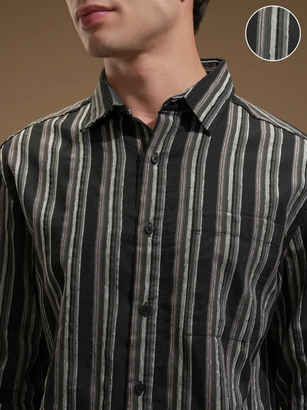 Highlander Men Black Striped Relaxed Fit Casual Shirt