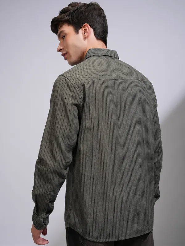 Highlander Men Khaki Textured Slim Fit Casual Shirt