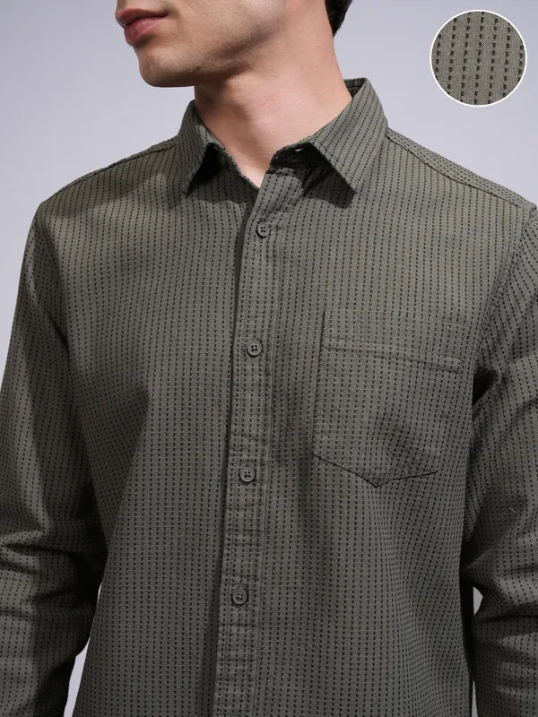 Highlander Men Khaki Textured Slim Fit Casual Shirt