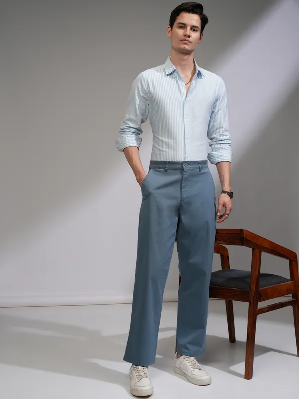 Highlander Men White Striped Slim Fit Casual Shirt