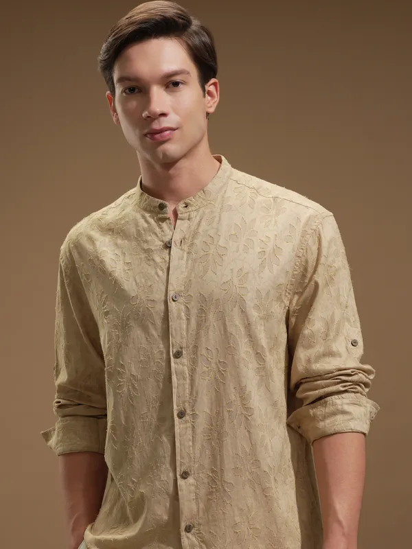 Men Relaxed Fit Casual Shirt