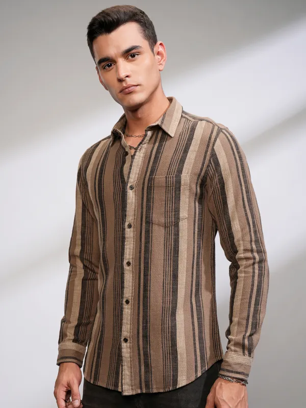 Highlander Men Beige Striped Slim Fit Casual Shirt