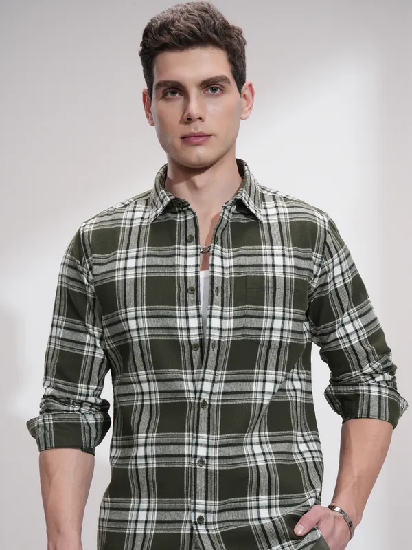 Highlander Men Olive Checked Slim Fit Casual Shirt