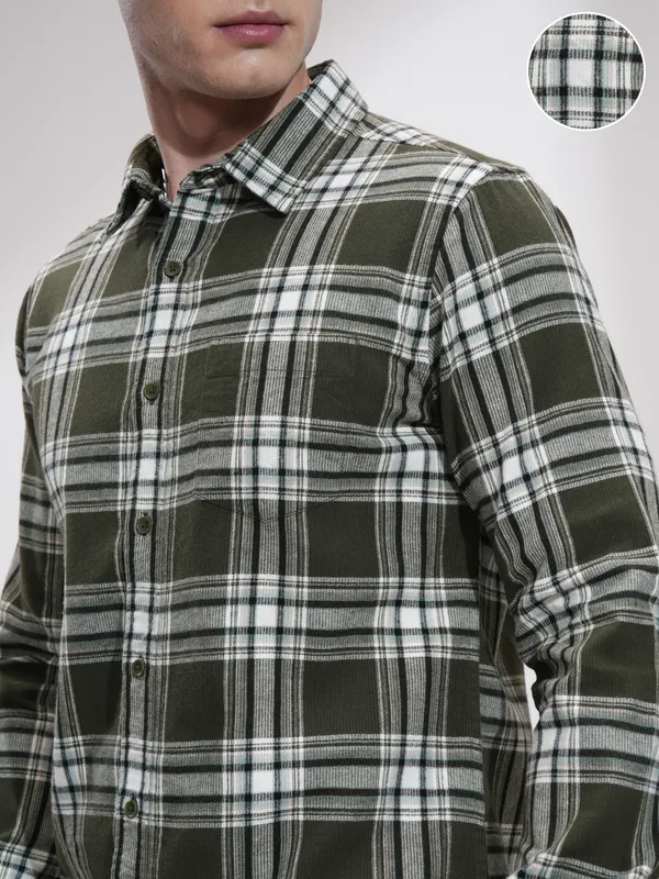 Highlander Men Olive Checked Slim Fit Casual Shirt