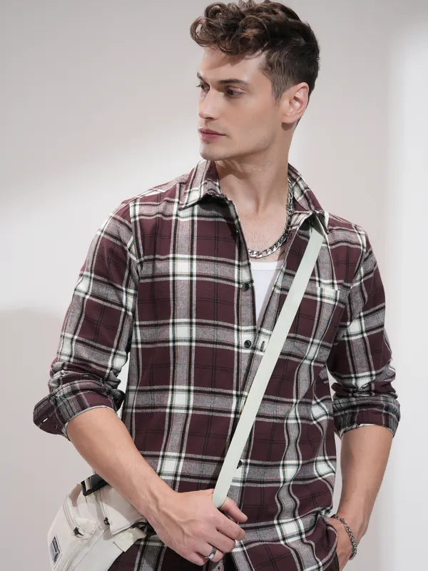 Men Relaxed Fit Casual Shirt