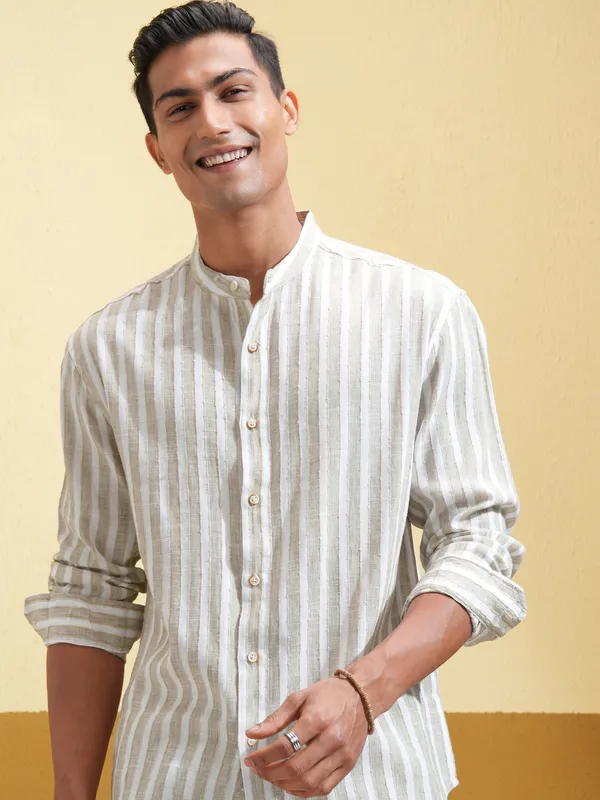 Highlander Men White Striped Relaxed Fit Casual Shirt