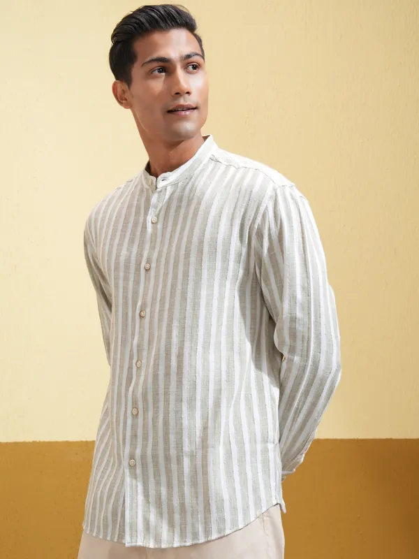 Highlander Men White Striped Relaxed Fit Casual Shirt
