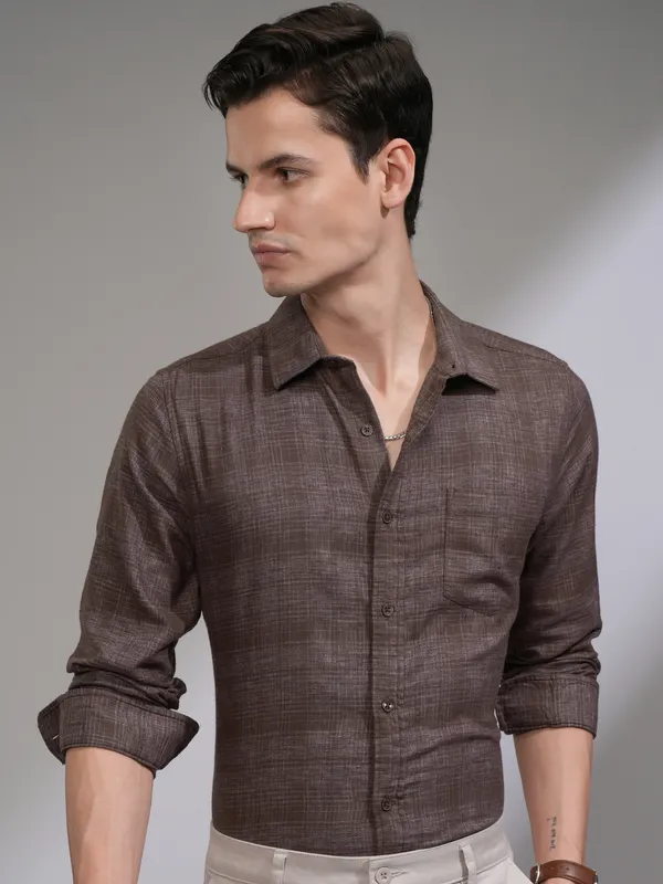Men Slim Fit Casual Shirt