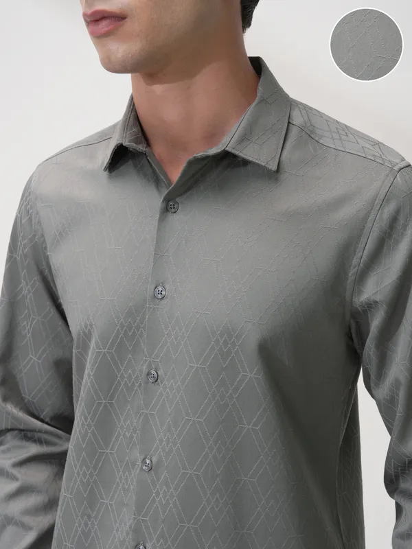 Highlander Men Grey Self Design Slim Fit Casual Shirt
