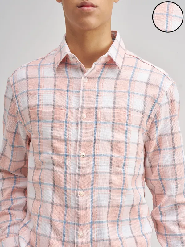 Highlander Men Peach Checked Regular Fit Casual Shirt