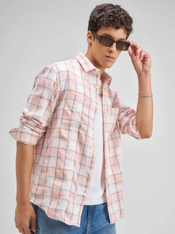Highlander Men Peach Checked Regular Fit Casual Shirt