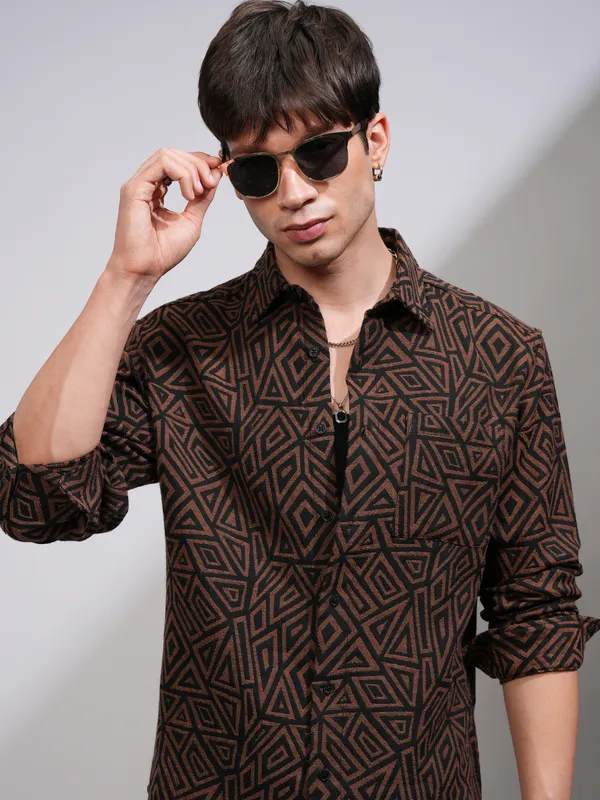 Men Relaxed Fit Casual Shirt
