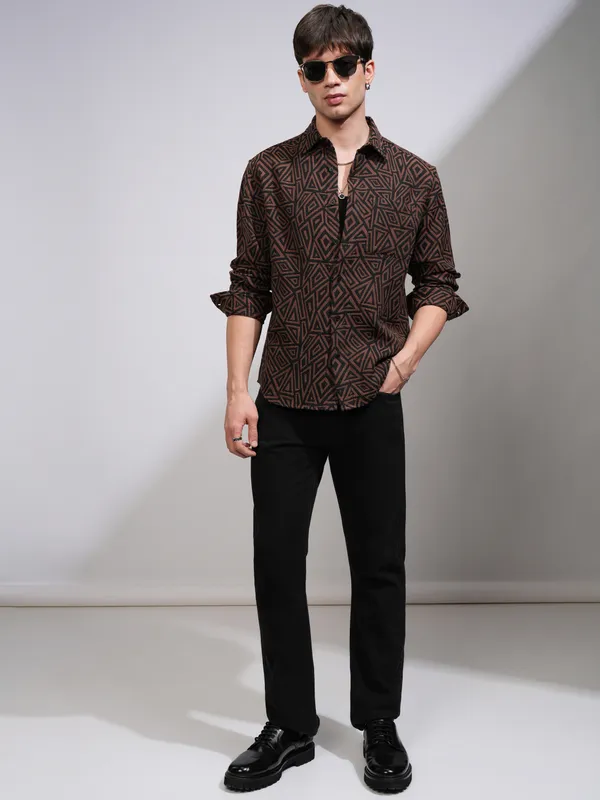 Men Relaxed Fit Casual Shirt