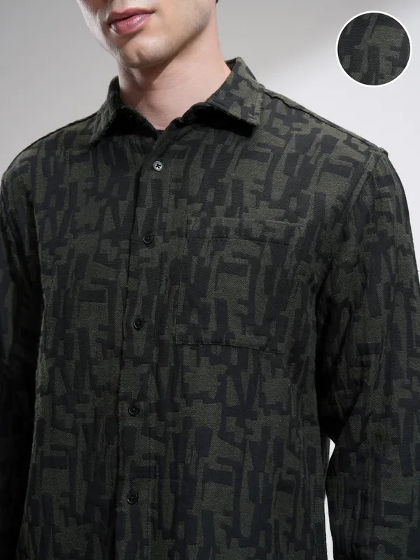 Highlander Men Olive Printed Relaxed Fit Casual Shirt
