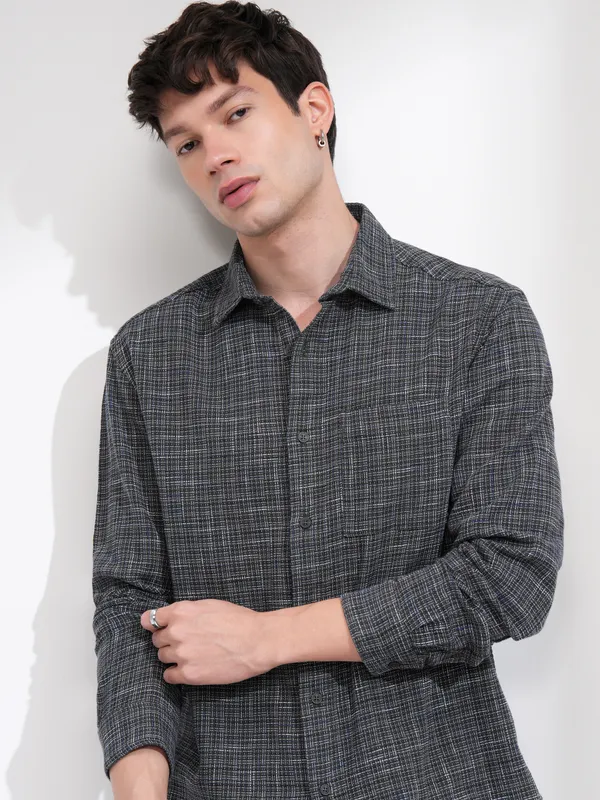 Highlander Men Grey Checked Relaxed Fit Casual Shirt
