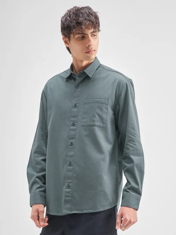 Highlander Men Blue Solid Relaxed Fit Casual Shirt