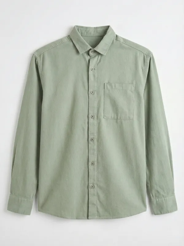 Highlander Men Olive Solid Relaxed Fit Casual Shirt