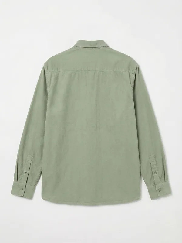 Highlander Men Olive Solid Relaxed Fit Casual Shirt