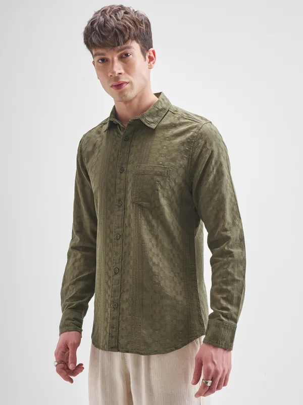 Highlander Men Olive Self Design Slim Fit Casual Shirt