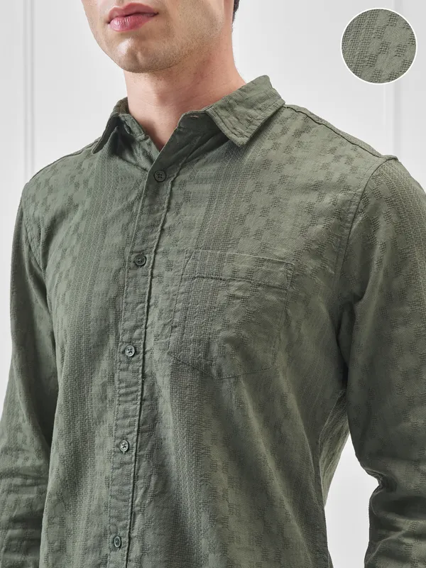 Highlander Men Green Self Design Slim Fit Casual Shirt