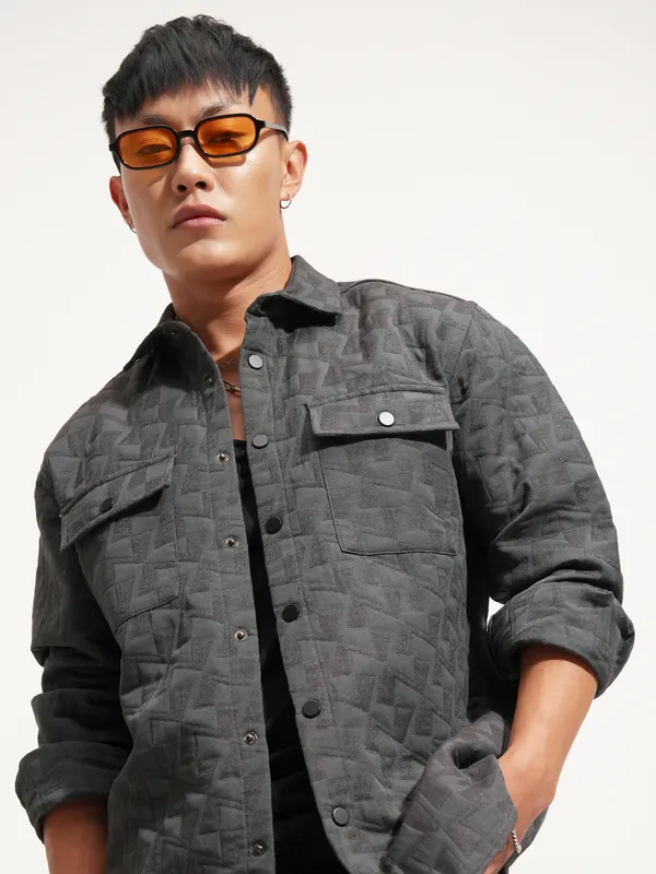 Men Relaxed Fit Casual Shirt