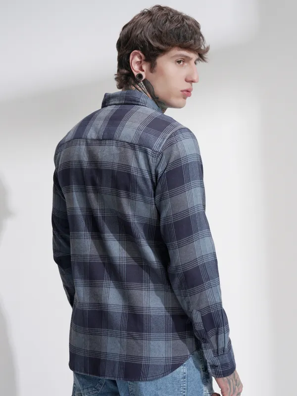 Highlander Men Navy Blue Checked Slim Fit Casual Shirt