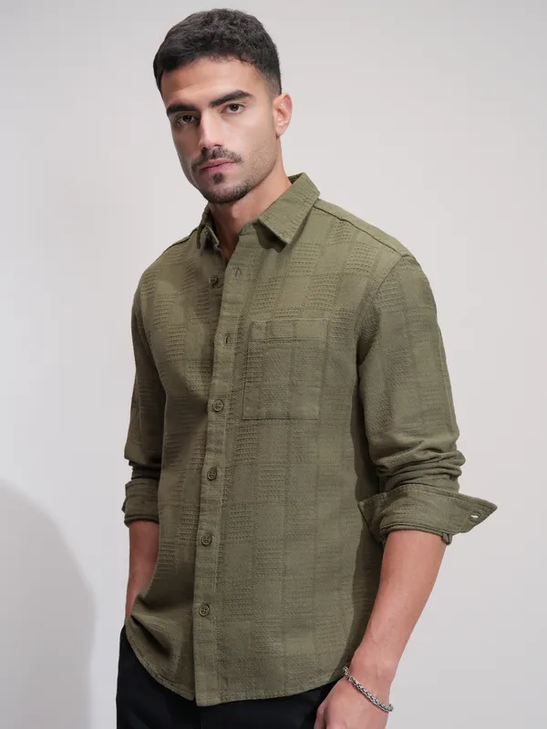 Highlander Men Olive Textured Relaxed Fit Casual Shirt