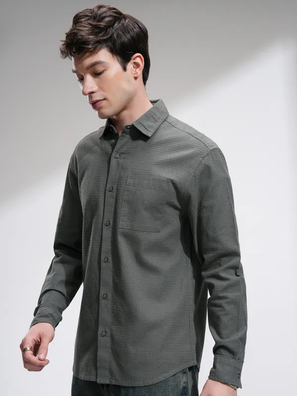 Highlander Men Olive Textured Relaxed Fit Casual Shirt