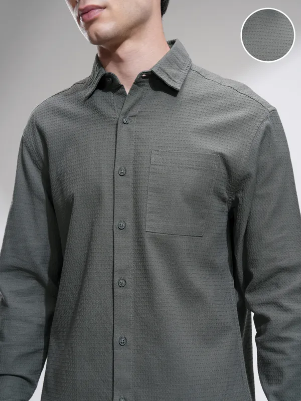 Highlander Men Olive Textured Relaxed Fit Casual Shirt