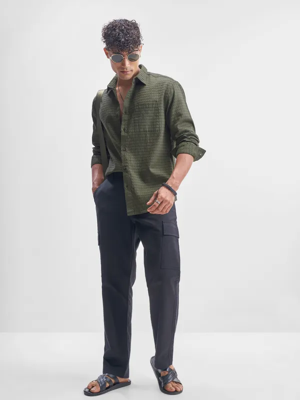 Highlander Men Green Self Design Relaxed Fit Casual Shirt