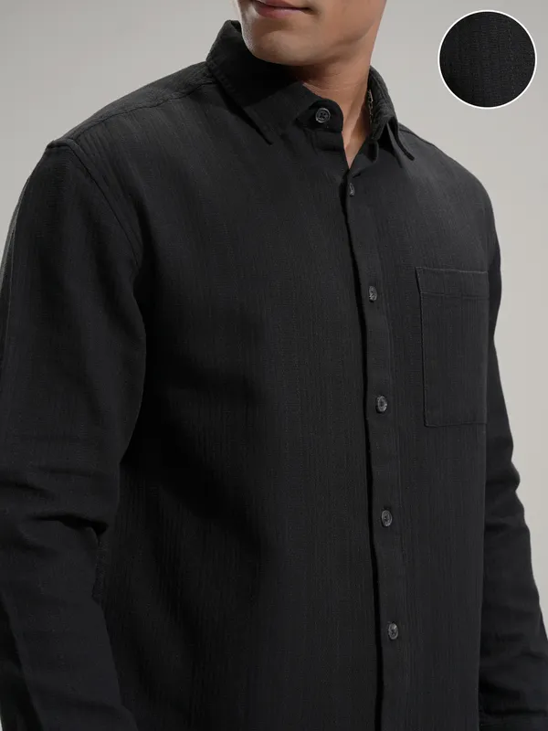 Highlander Men Black Striped Relaxed Fit Casual Shirt