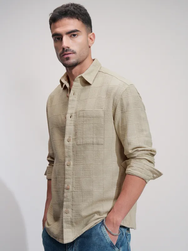 Highlander Men Beige Self Design Relaxed Fit Casual Shirt