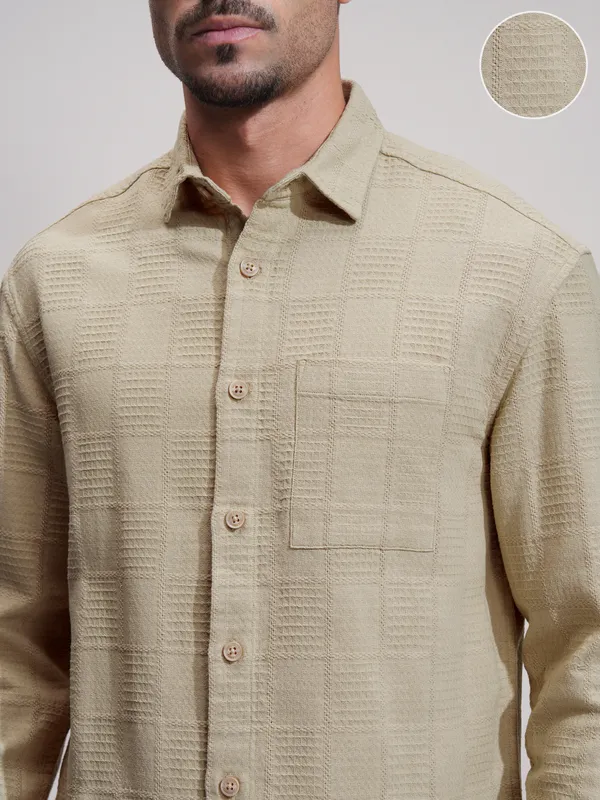 Highlander Men Beige Self Design Relaxed Fit Casual Shirt