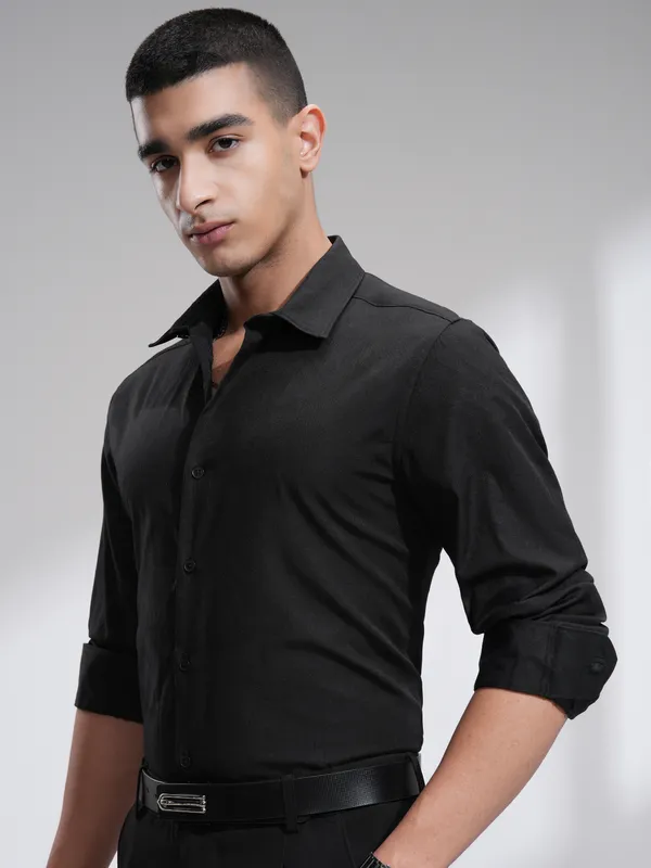 Highlander Men Black Self Design Slim Fit Casual Shirt