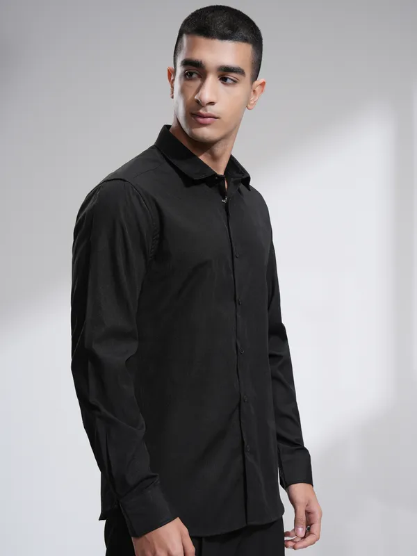 Highlander Men Black Self Design Slim Fit Casual Shirt