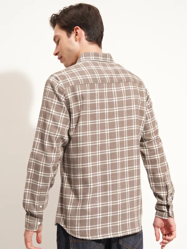 Highlander Men Brown Checked Slim Fit Casual Shirt