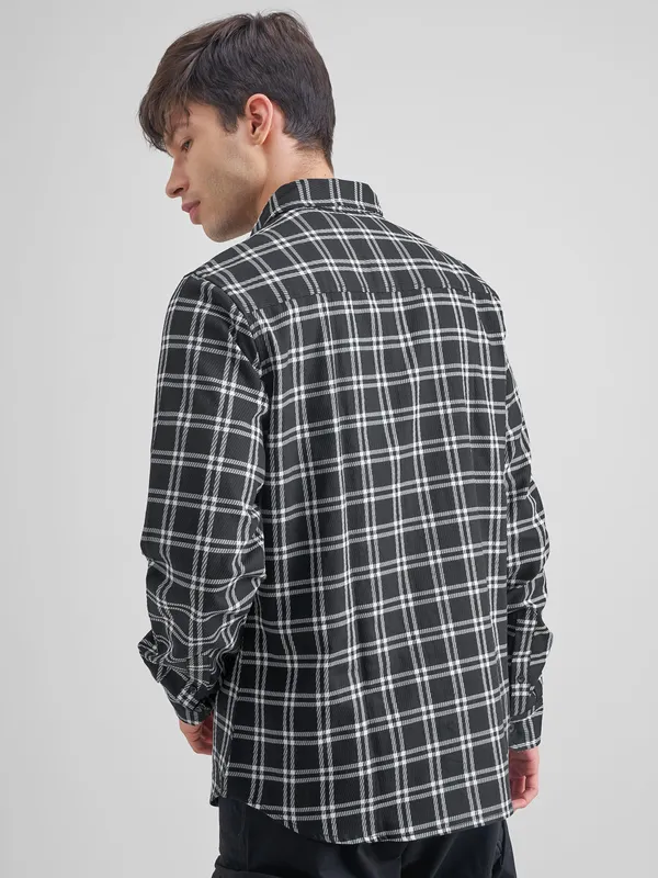 Highlander Men Black Checked Slim Fit Casual Shirt