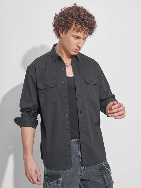 Highlander Men Black Self Design Relaxed Fit Casual Shirt