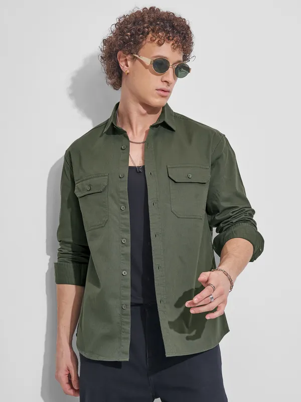 Highlander Men Green Self Design Relaxed Fit Casual Shirt