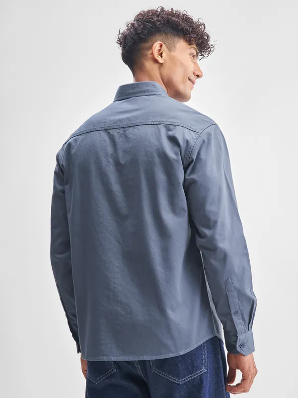 Highlander Men Blue Solid Relaxed Fit Casual Shirt