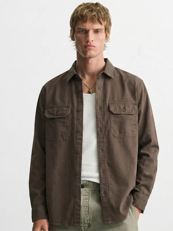 Highlander Men Brown Solid Relaxed Fit Casual Shirt