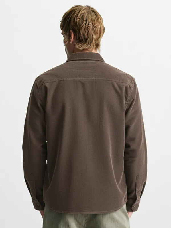 Highlander Men Brown Solid Relaxed Fit Casual Shirt