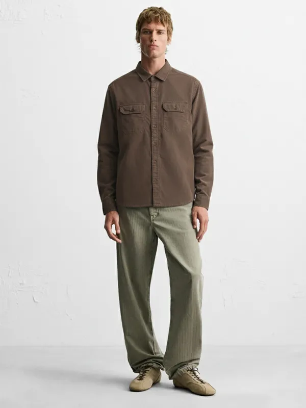 Highlander Men Brown Solid Relaxed Fit Casual Shirt