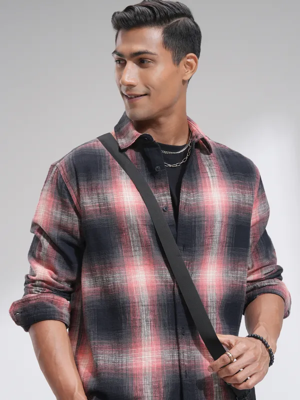 Men Relaxed Fit Casual Shirt
