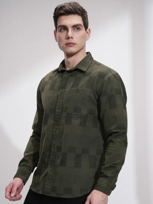 Men Relaxed Fit Casual Shirt