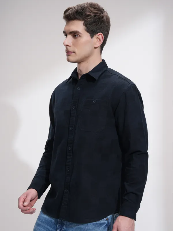 Men Relaxed Fit Casual Shirt