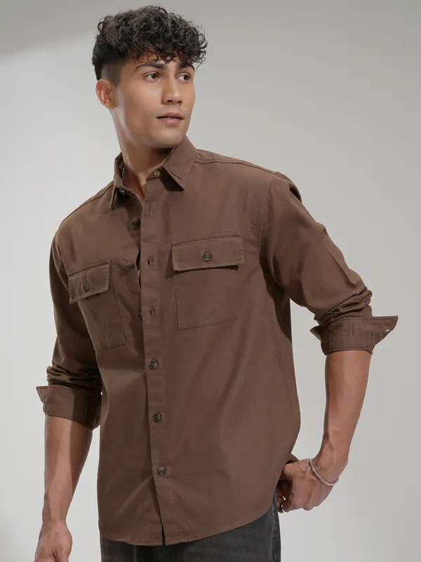 Highlander Men Brown Solid Relaxed Fit Casual Shirt
